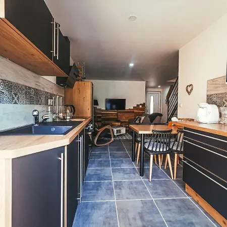 Les Saules Et Les Charmes Holiday home *