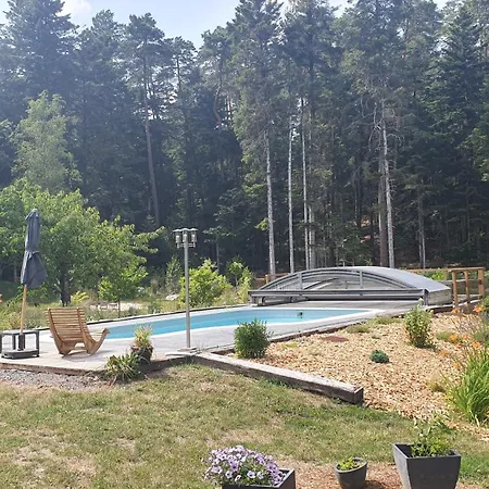 Holiday home Les Saules Et Les Charmes *